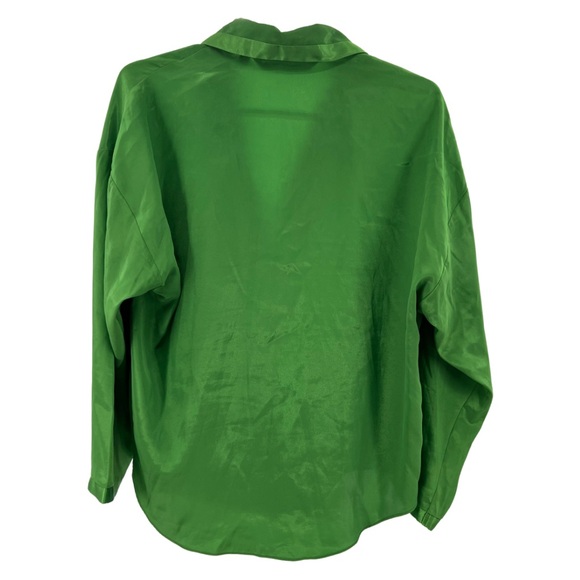 Victoria’s Secret kelly green silky S pajama top sleep casual long sleeve button - Picture 2 of 9